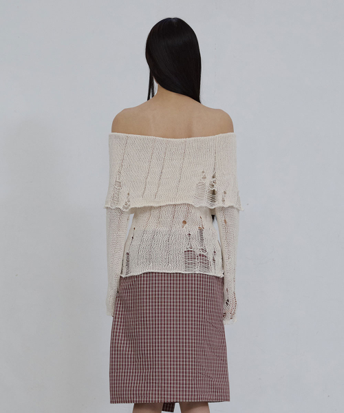 DISTRESSED OFF-SHOULDER TOP_ IVORY