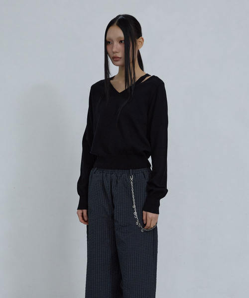 DEEP V-NECK COTTON SWEATER_ BLACK