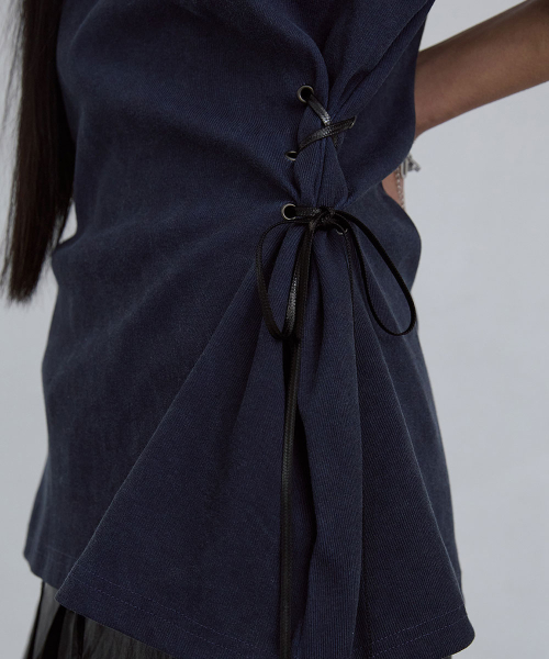 EYELET HALF SLEEVE TOP_ FADED NAVY
