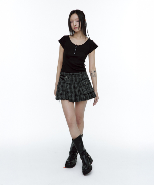 Asci Cross Henly Neck T-shirt Black