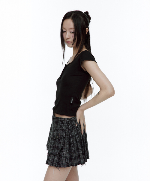 Asci Cross Henly Neck T-shirt Black