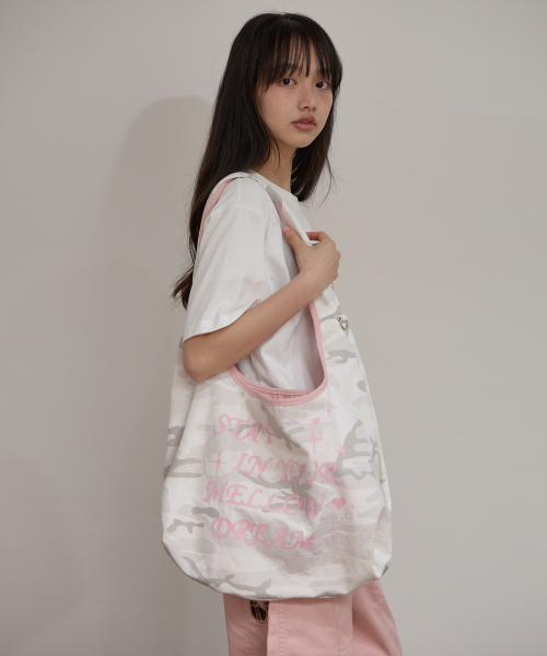 MELLOW DREAM Camo Reversible Shoulder Bag PINK
