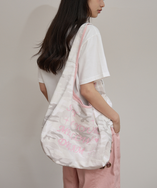 MELLOW DREAM Camo Reversible Shoulder Bag PINK