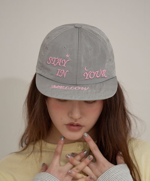 MELLOW Letter Nylon Cap GREY