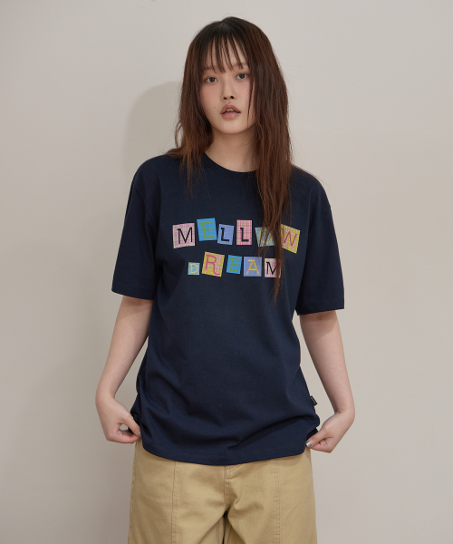 MELLOW DREAM Check Letter Half T-shirt NAVY