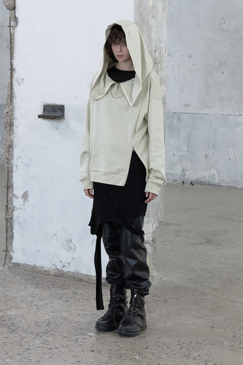 BIG HOODED SWEAT PULLOVER IN OATMEAL