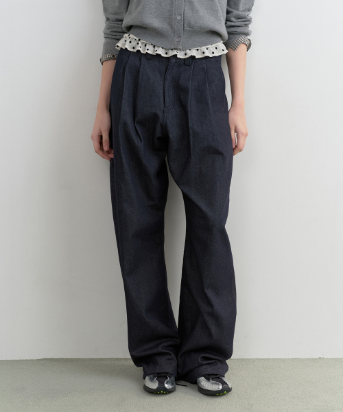 CURVED PINTUCK DENIM PANTS INDIGO