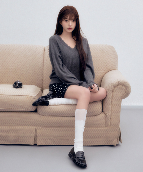 LACE V NECK KNIT CHARCOAL