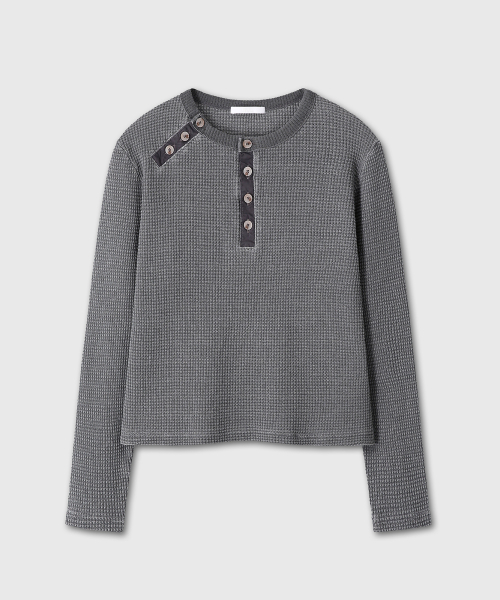 WAIST BUTTON DETAIL WAFFLE HENLEY NECK (CHARCOAL)