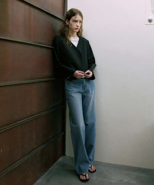 V-Neck Curved Short Jacket[LMBFSPJK110]-2color