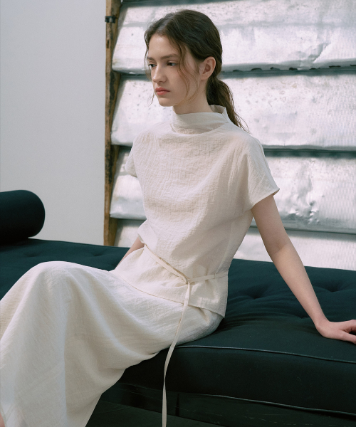 Linkle High-Neck Cap Sleeve Blouse[LMBFSPSH322]-2color