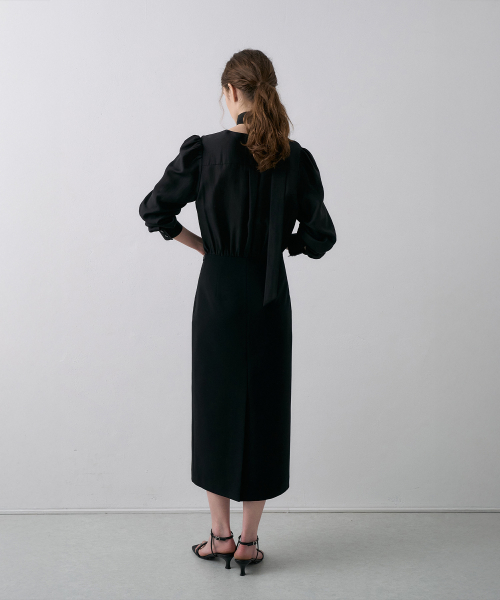 Tie V-Neck Dress[LMBFSPDR808]-Black