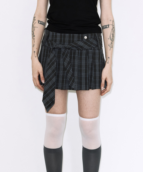 CHECK PLEATS WRAP SKIRT (CHARCOAL) F26QD159