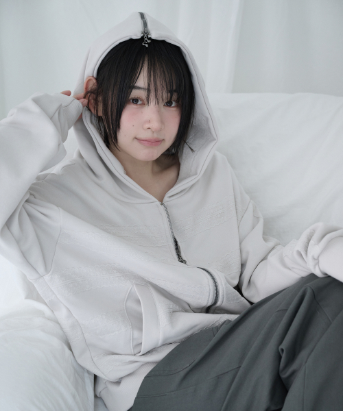 LACED TWOFOLD HOOD ZIP-UP CIOUD SAND