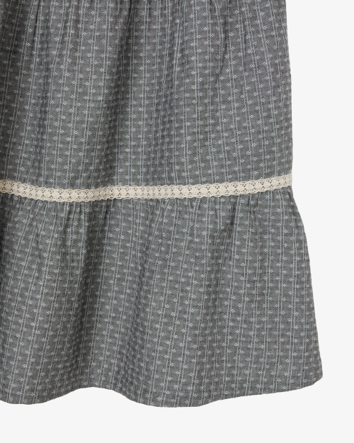 PATTERN TIERED SKIRT [CHARCOAL]