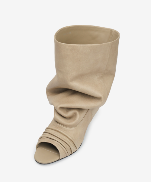 101 slouchy open toe boots / ivory