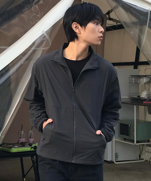 High Neck Lightweight Semi-Overfit Windbreaker - 2color