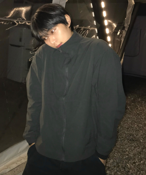High Neck Lightweight Semi-Overfit Windbreaker - 2color