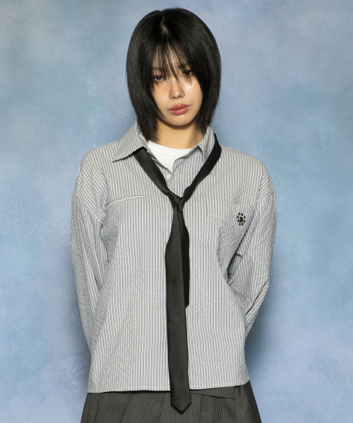 GS016 스터드 포인트 크롭 긴팔 셔츠 (GRAY)