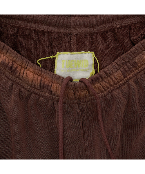 Tuewid classic embroidery sweatpants in raw edge lounge fit (bloody burgundy)