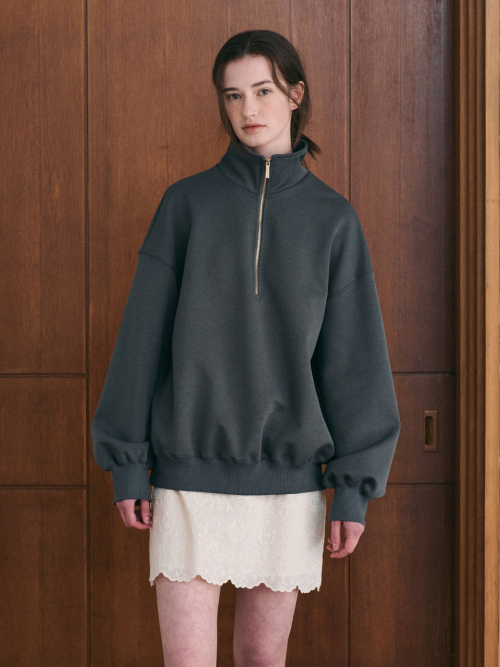 BELLY highneck half zip-up sweatshirt_CHARCOAL