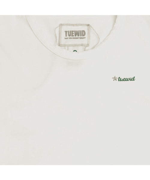 Tuewid summer shake souvenir tee in white