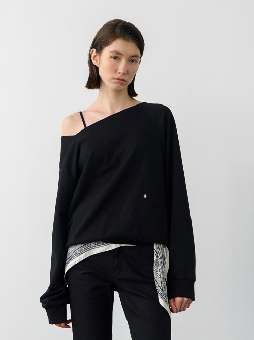Loosefit Boat-neck Sweatshirt Black AT6TSA021BK