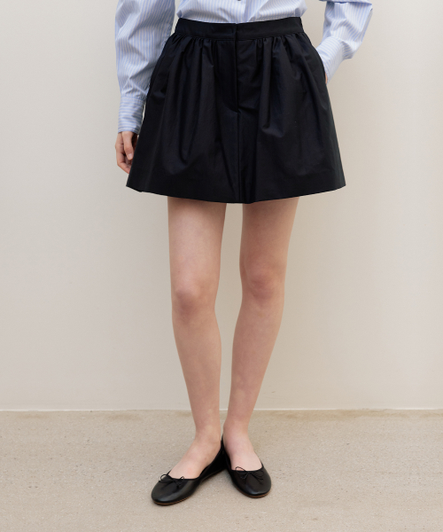 Mouchou Volume Shorts Navy