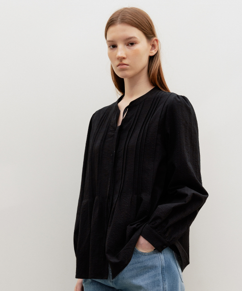 Plisse Pin-Tuck Tie Blouse Black