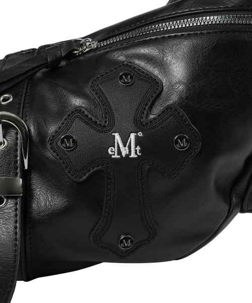 STRUM CROSS LEATHER BELTED SHOULDER BAG UNISEX