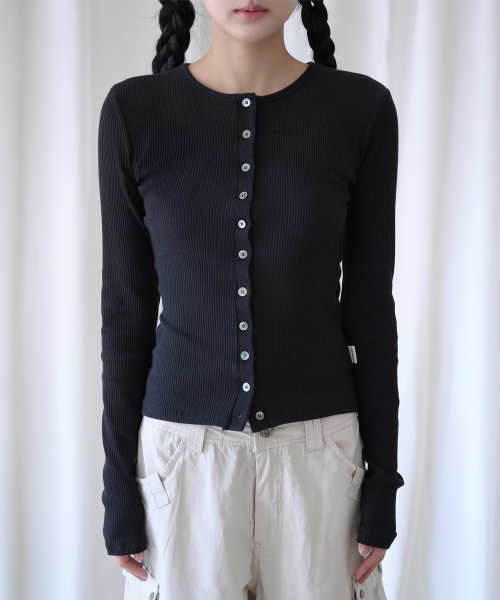 BUTTON RIBBED CARDIGAN BLACK