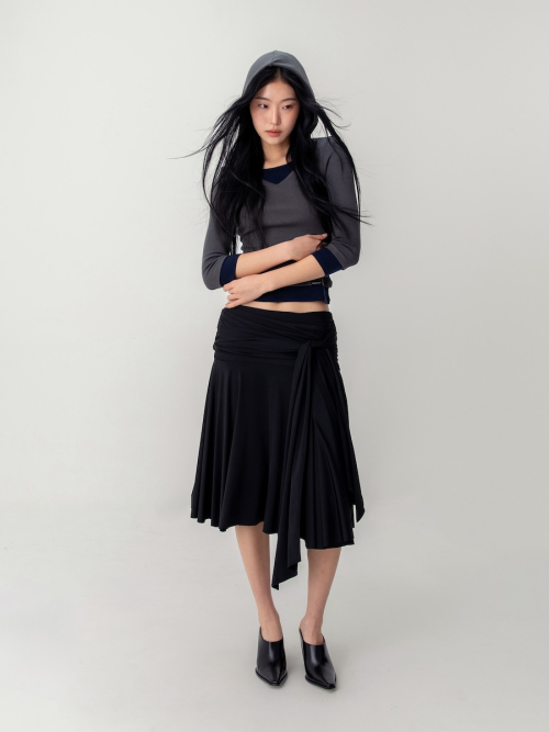3/4 LAYERED CONTRAST HOODIE (DEEP CHARCOAL)