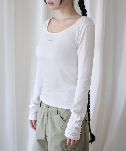 BASIC LOGO T WHITE