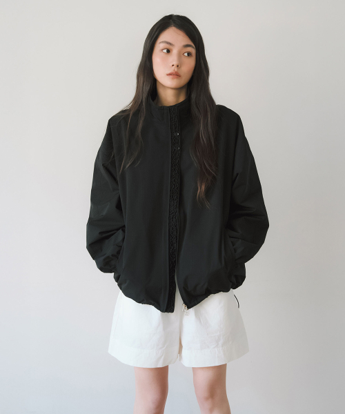 FRILL WIND JUMPER, BLACK