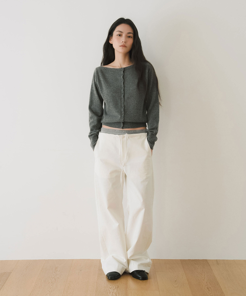 ESSENTIAL MERINO WOOL BOAT NECK CARDIGAN, GREY