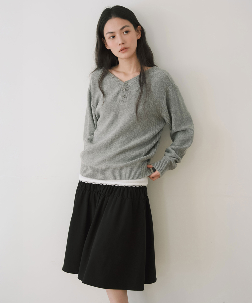 SHIRRING FLARE MIDI SKIRT, BLACK