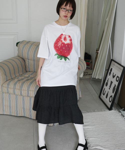 3D Strawberry Overfit T-shirt [White]