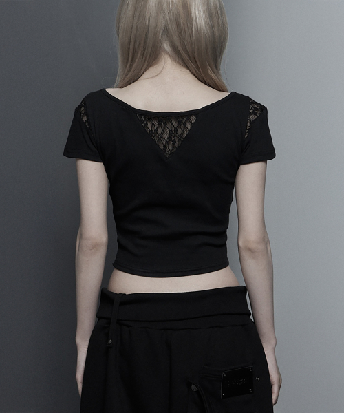 Bust Line Pintuck Detail Top (Black)