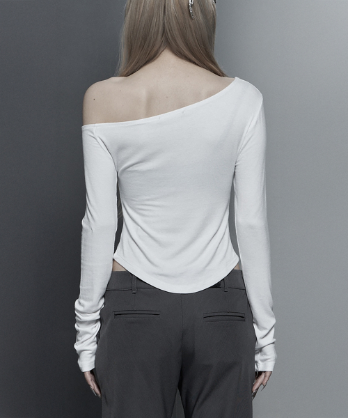 Lettering Printing One-Shoulder Long Sleeve Top (White)