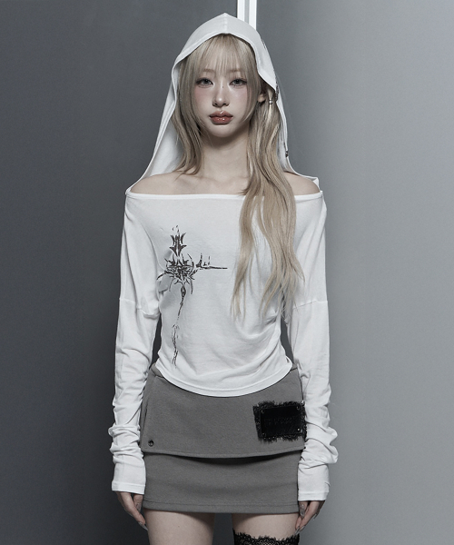 Lettering Hooded Slim-Fit Long Sleeve Top (lvory)