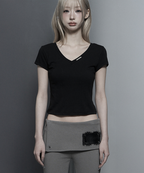 Dart Line V-Neck Slim Top (Black)