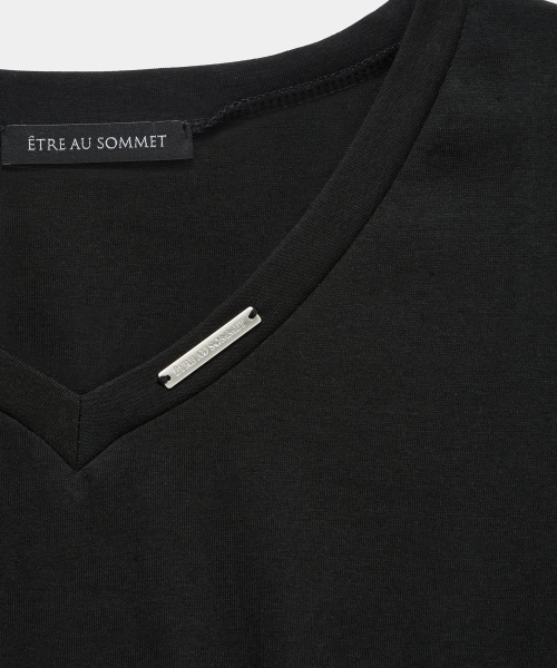 Dart Line V-Neck Slim Top (Black)