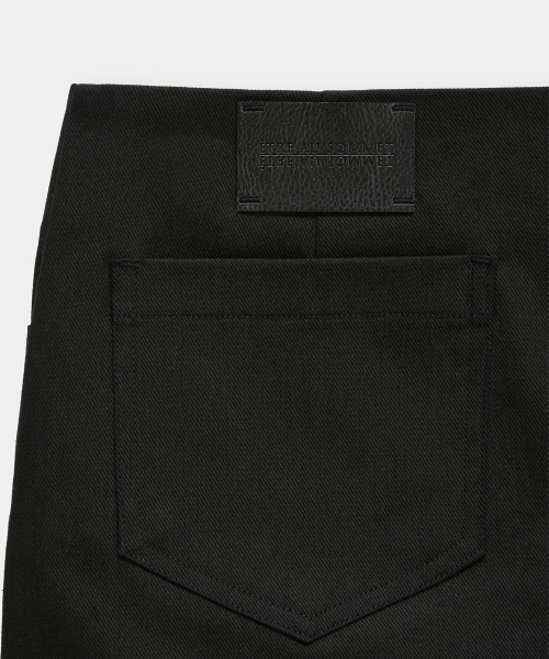 Front Zip Belt Detail Mini Skirt (Black)