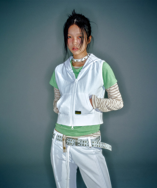 (WOMEN) WORKSHOP SLEEVELESS HOODIE ZIP-UP WHITE