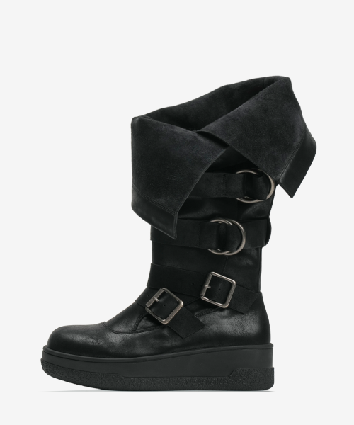103 matte buckle strap boots
