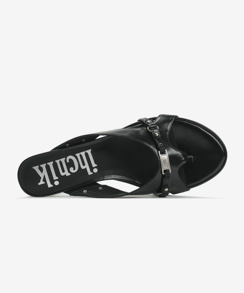 207 iconic strap heels