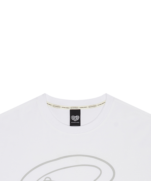 LUVISTRUE X YENA OVERFIT TEE(WHITE)