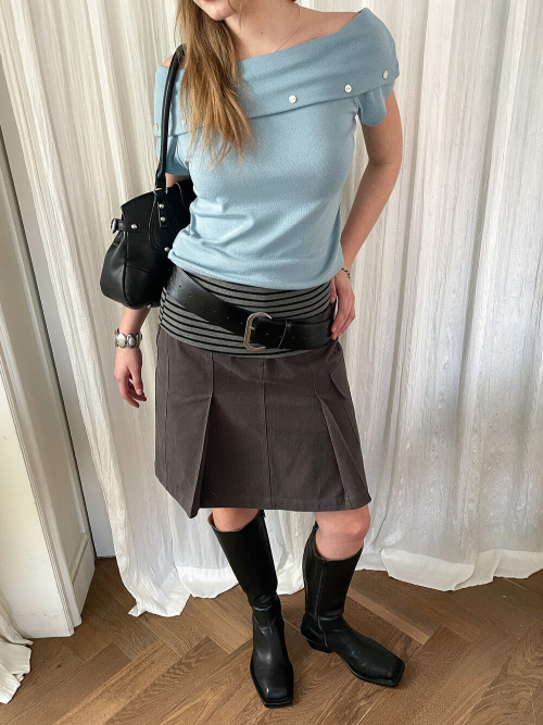 Pocket Midi Skirt (charcoal)