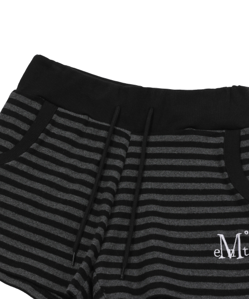 MOTION STRIPE BUTTON BANDING SHORTS