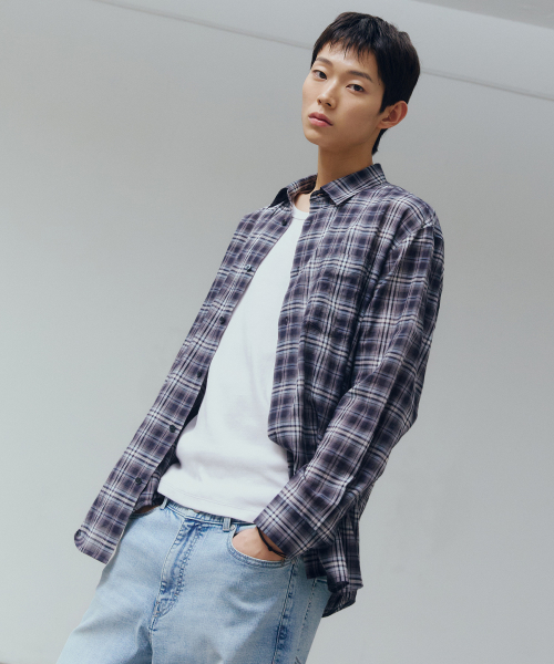 [ON]Krinkle Checkered Navy Oversized Fit Long-Sleeved Shirt